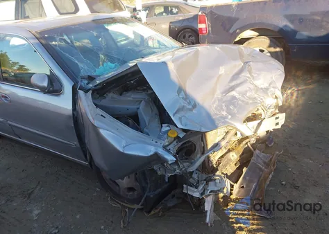 2001 Infiniti I30 Luxury из США, поврежденный, VIN JNKCA31A31T007364